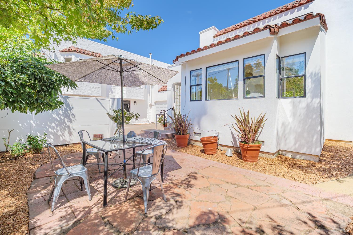Detail Gallery Image 36 of 58 For 7 Belmont Ave, Fairfax,  CA 94930 - 6 Beds | 4/1 Baths