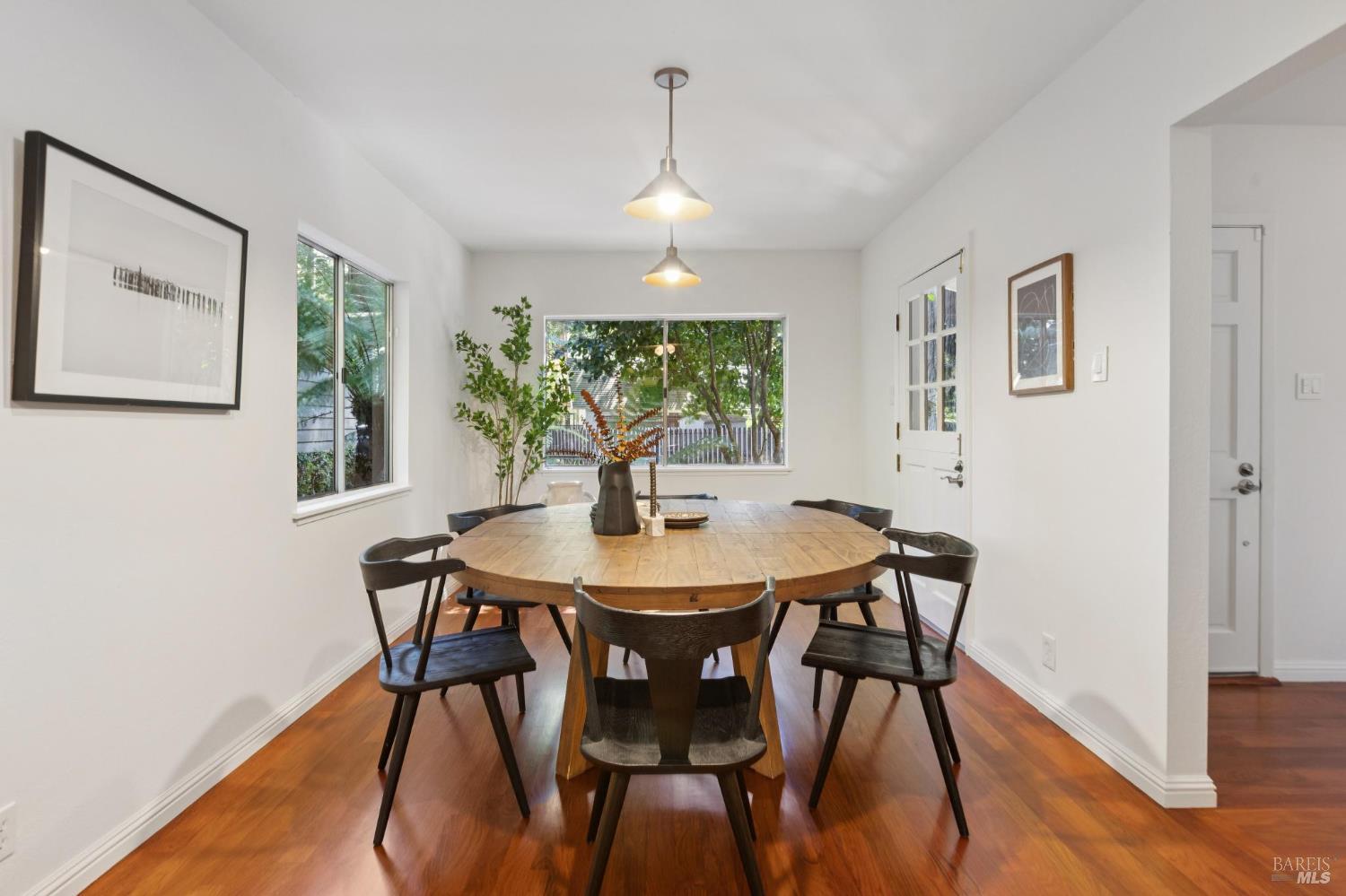 Detail Gallery Image 12 of 44 For 246 Madrone Ave, Larkspur,  CA 94939 - 4 Beds | 2 Baths