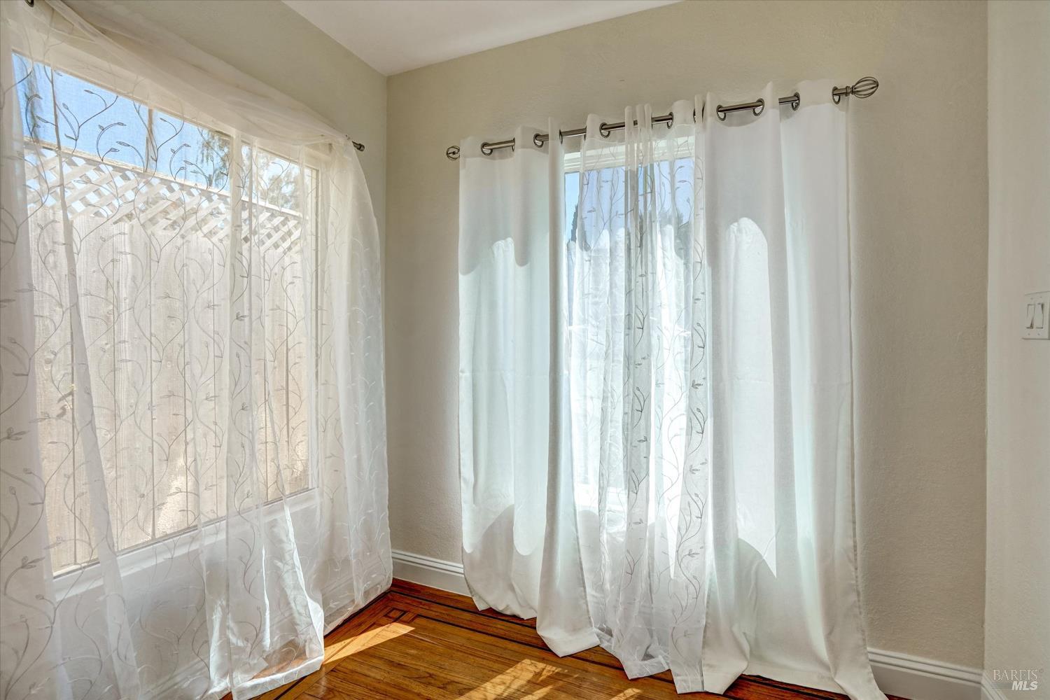 Detail Gallery Image 18 of 55 For 60 D St, Vallejo,  CA 94590 - 3 Beds | 2/1 Baths