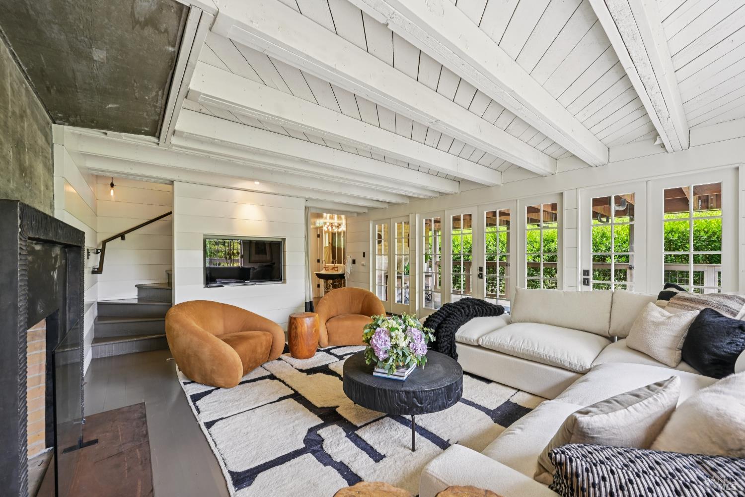 Detail Gallery Image 41 of 62 For 33 Ocean Ave, Bolinas,  CA 94924 - 3 Beds | 2/1 Baths