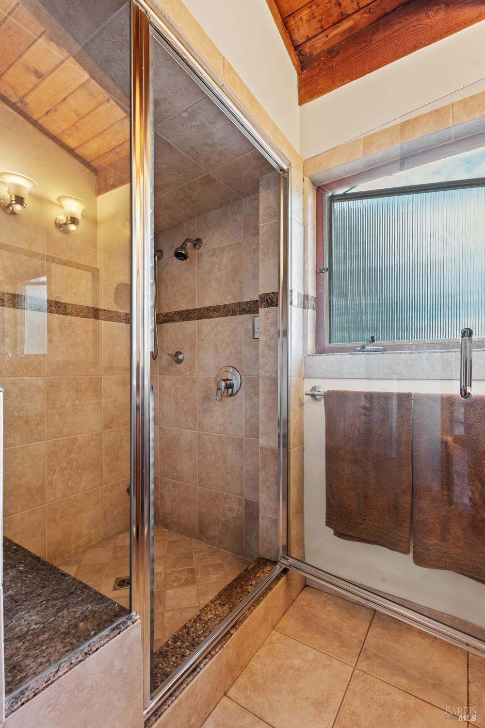 Detail Gallery Image 26 of 49 For 1500 Deerwood Dr, Ukiah,  CA 95482 - 3 Beds | 3 Baths