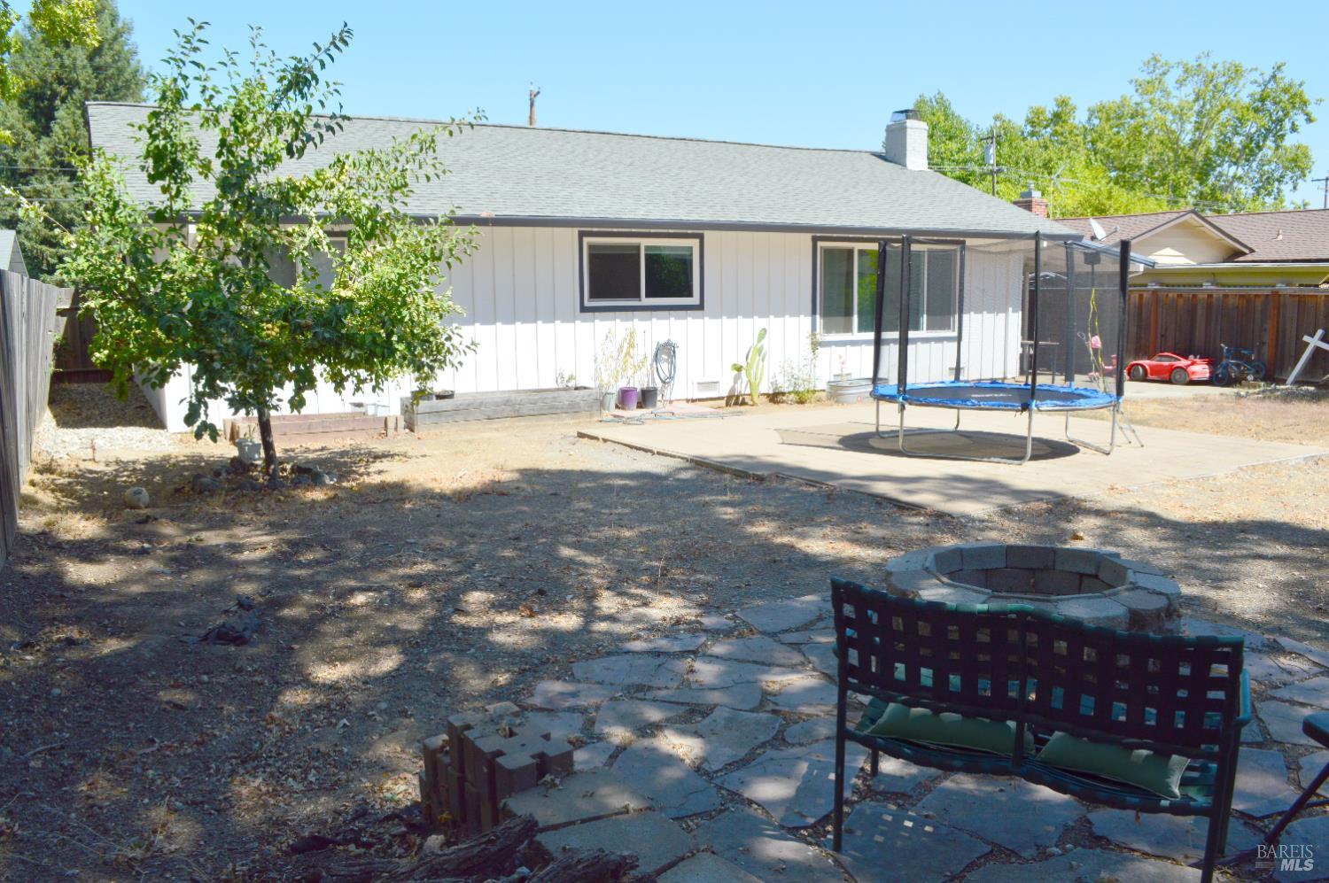 Detail Gallery Image 27 of 32 For 349 Washington Ave, Ukiah,  CA 95482 - 3 Beds | 2 Baths