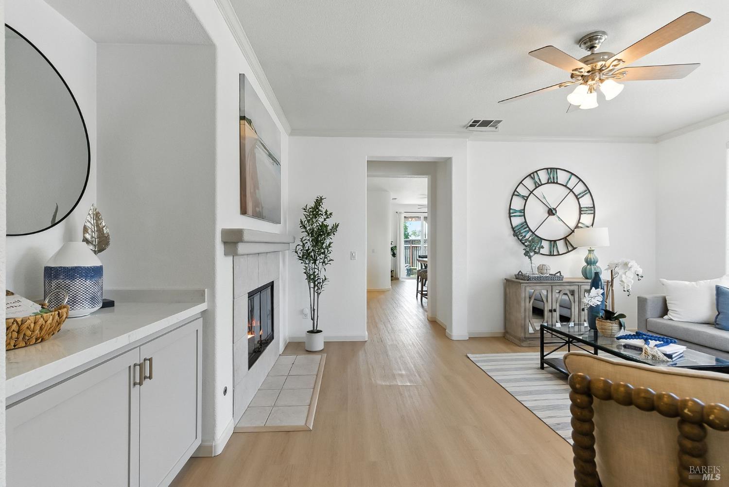 Detail Gallery Image 5 of 37 For 463 Goblet Pl, Windsor,  CA 95492 - 3 Beds | 2 Baths