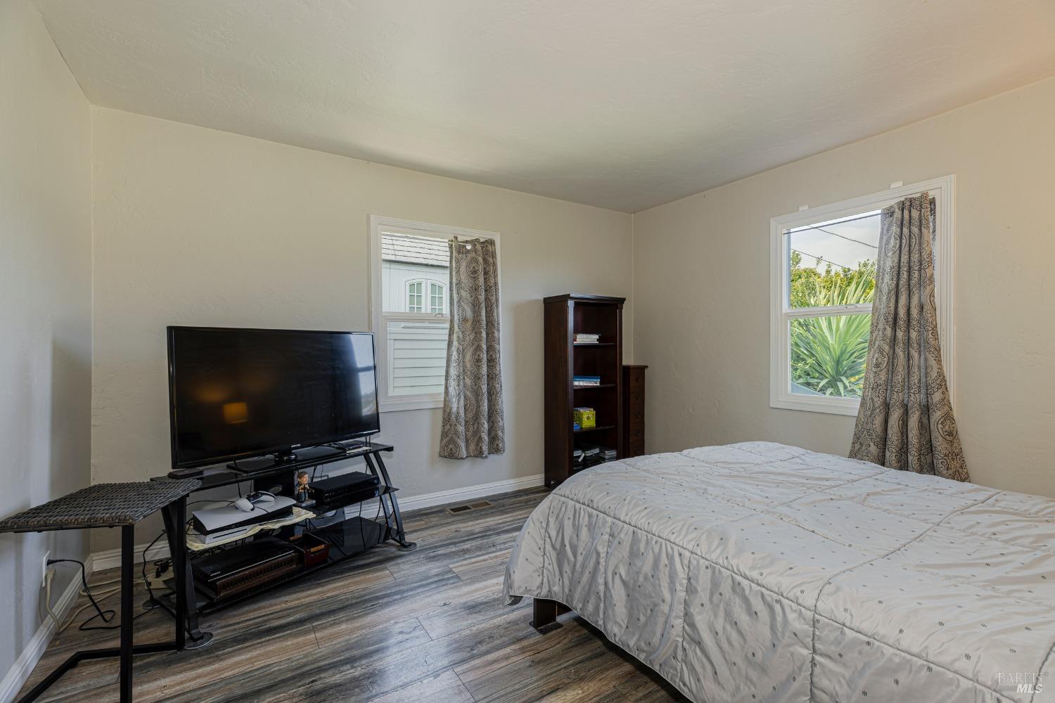 Detail Gallery Image 46 of 74 For 711 Alta Vista Rd, Mill Valley,  CA 94941 - 4 Beds | 2 Baths