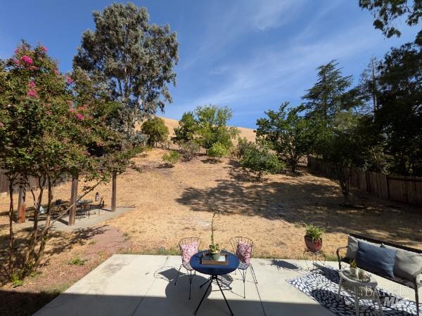 Detail Gallery Image 20 of 20 For 2220 Fox Glen Dr, Fairfield,  CA 94534 - 5 Beds | 3 Baths