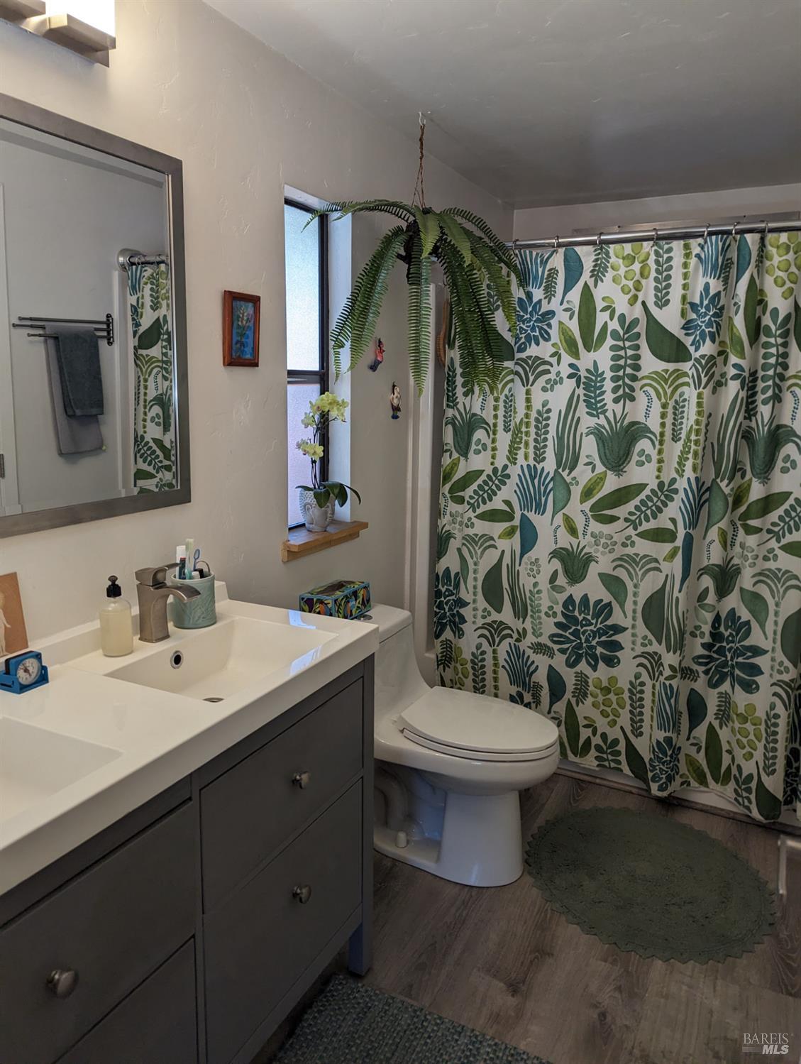 Detail Gallery Image 11 of 21 For 8034 Cliffrose St, Windsor,  CA 95492 - 3 Beds | 2 Baths