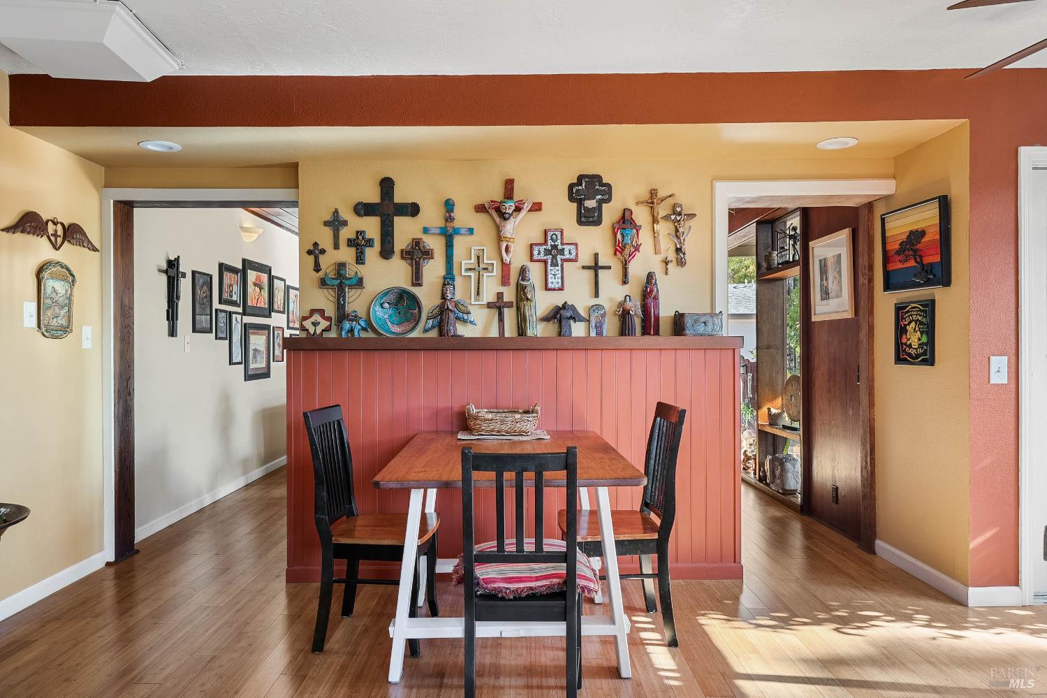 Detail Gallery Image 19 of 76 For 465 Hillcrest Dr, Lakeport,  CA 95453 - 3 Beds | 1/2 Baths