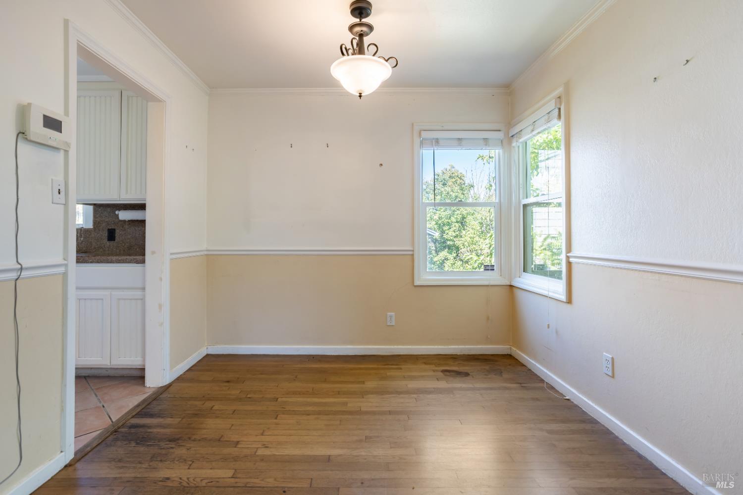 Detail Gallery Image 7 of 32 For 127 Hill Dr, Vallejo,  CA 94590 - 3 Beds | 1 Baths
