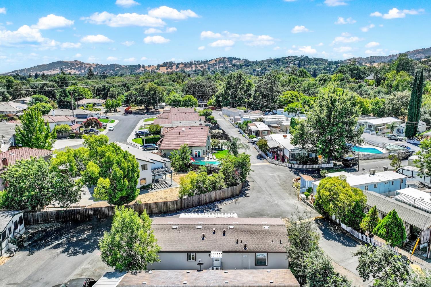 Detail Gallery Image 15 of 73 For 700 Shady Glen Ln, Vacaville,  CA 95688 - 3 Beds | 2 Baths