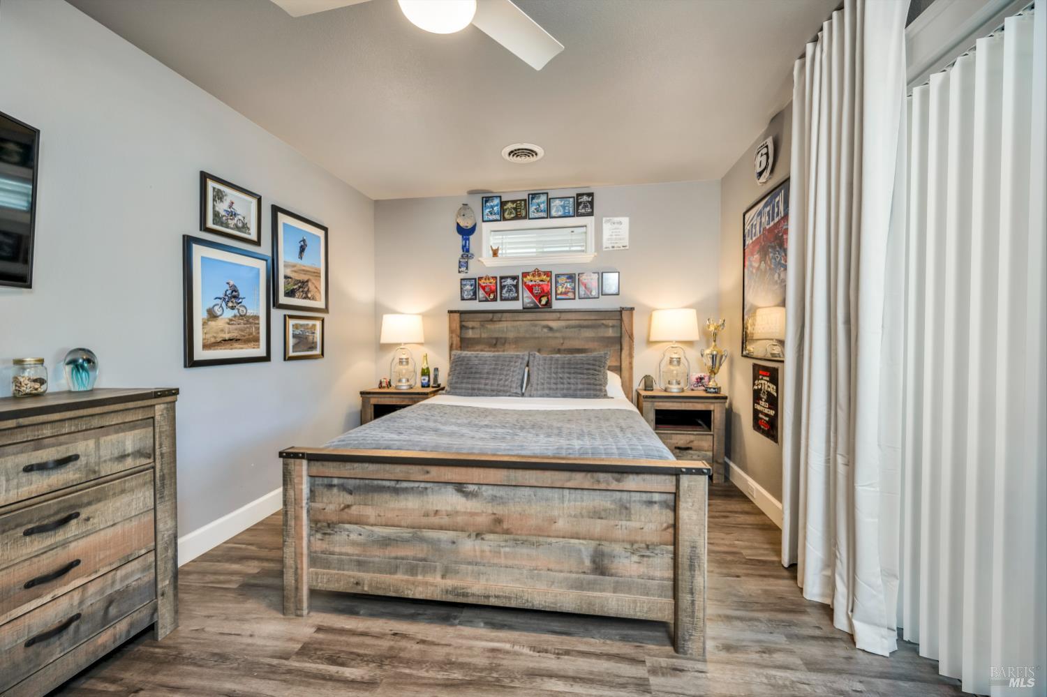 Detail Gallery Image 15 of 31 For 19863 Mountain Mdws, Hidden Valley Lake,  CA 95467 - 3 Beds | 2 Baths