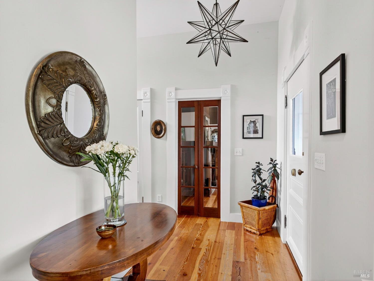 Detail Gallery Image 5 of 31 For 45060 Covelo St, Mendocino,  CA 95460 - 3 Beds | 1 Baths
