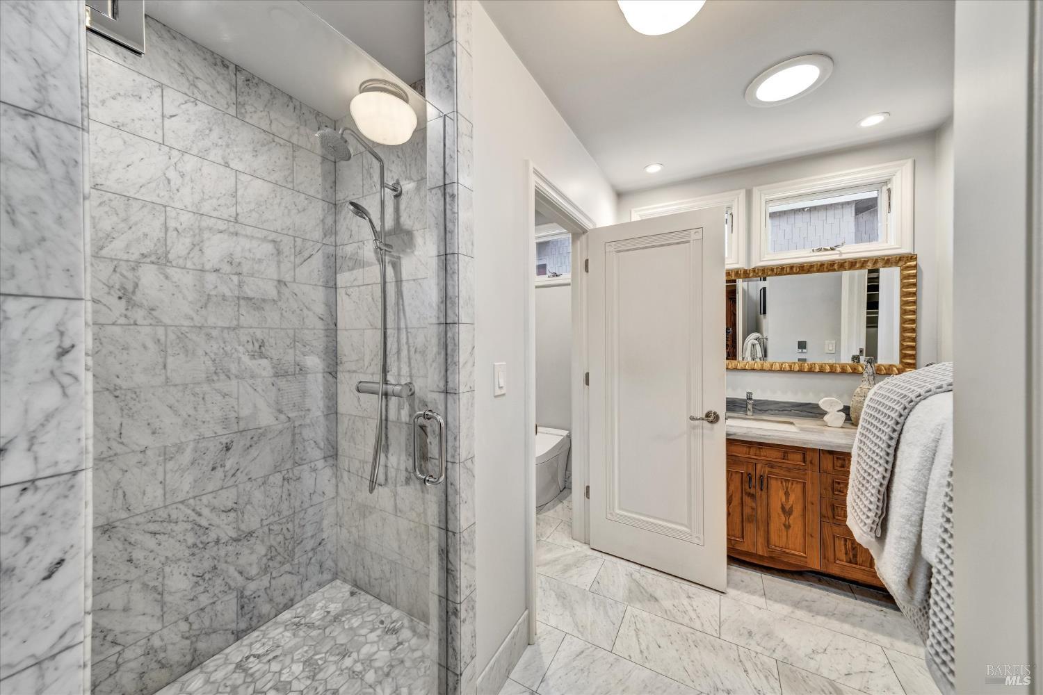Detail Gallery Image 24 of 55 For 265 Crescent Rd, San Anselmo,  CA 94960 - 3 Beds | 3 Baths