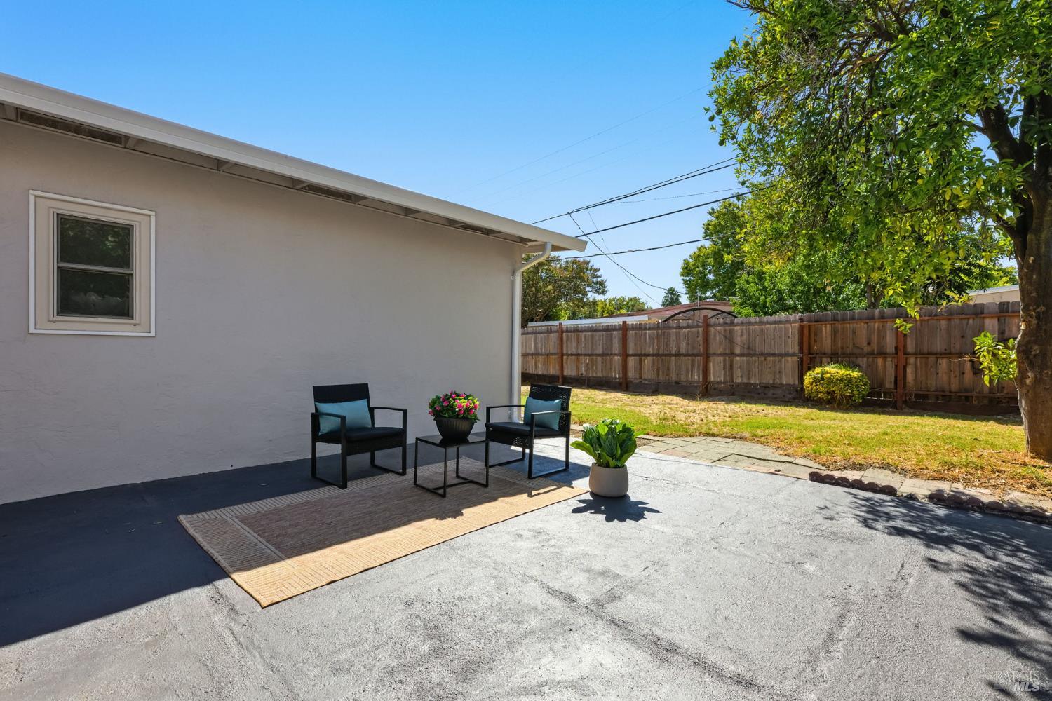 Detail Gallery Image 27 of 33 For 242 Arbor St, Vacaville,  CA 95688 - 3 Beds | 2 Baths