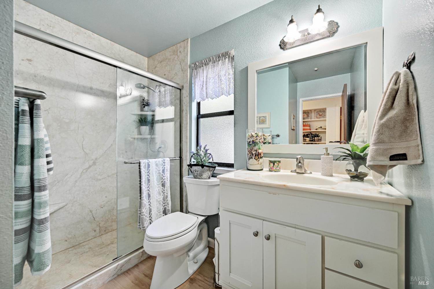 Detail Gallery Image 10 of 38 For 43 Creek Ct, Cotati,  CA 94931 - 2 Beds | 1 Baths