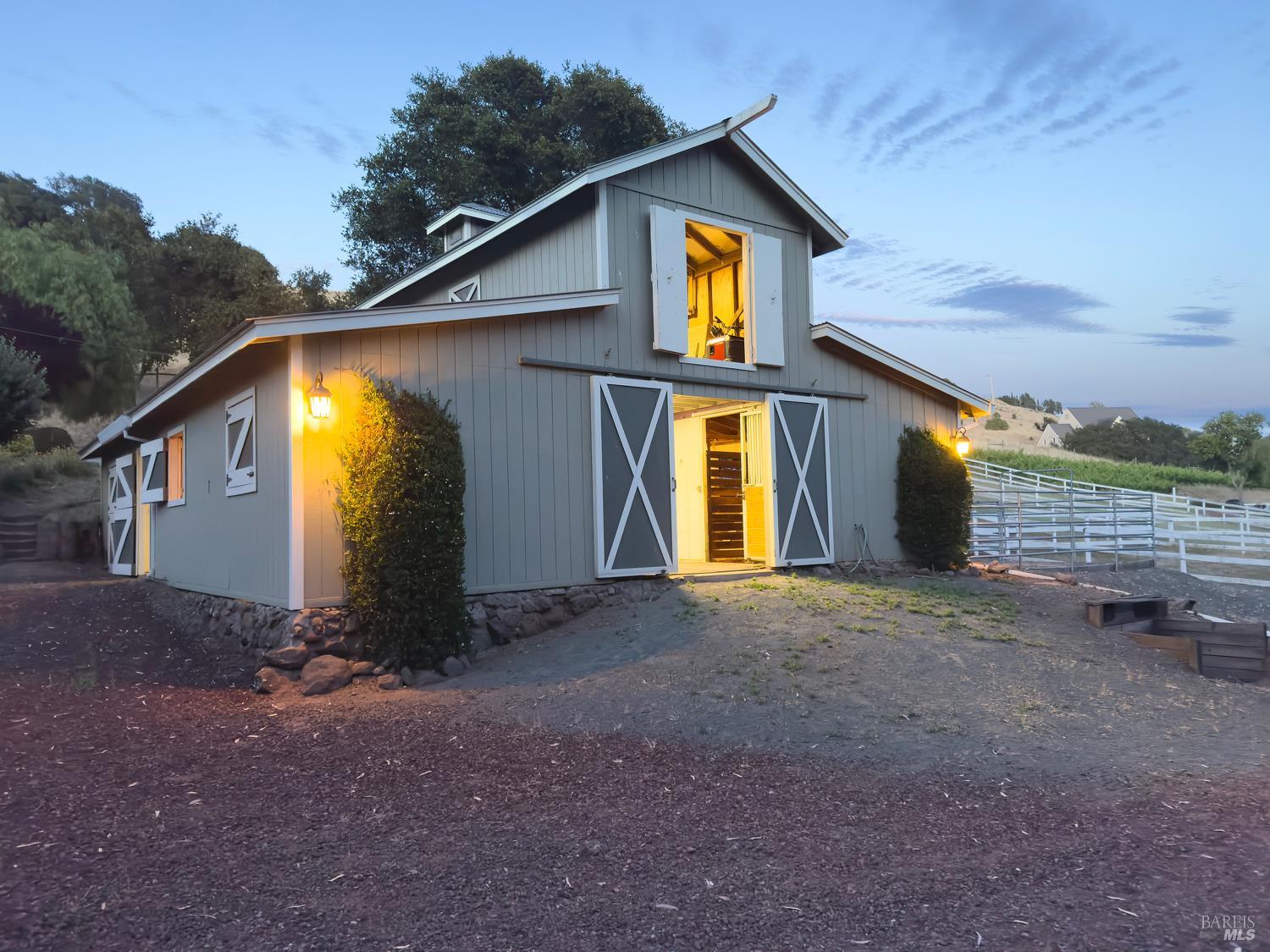 Detail Gallery Image 77 of 95 For 4560 Lovall Valley Loop Rd, Sonoma,  CA 95476 - 3 Beds | 4 Baths