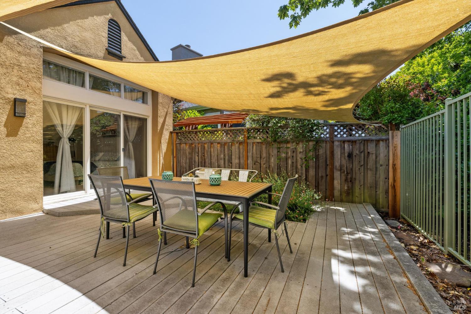 Detail Gallery Image 51 of 51 For 1917 Falcon Ridge Dr, Petaluma,  CA 94954 - 3 Beds | 2 Baths
