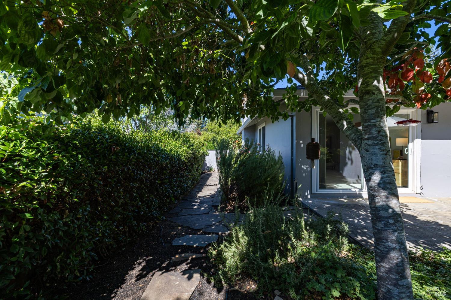 Detail Gallery Image 46 of 61 For 6 Pin Oak Pl, Santa Rosa,  CA 95409 - 2 Beds | 2 Baths