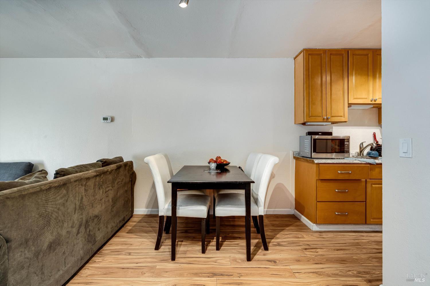 Detail Gallery Image 29 of 69 For 133 W Agua Caliente Rd, Sonoma,  CA 95476 - – Beds | – Baths