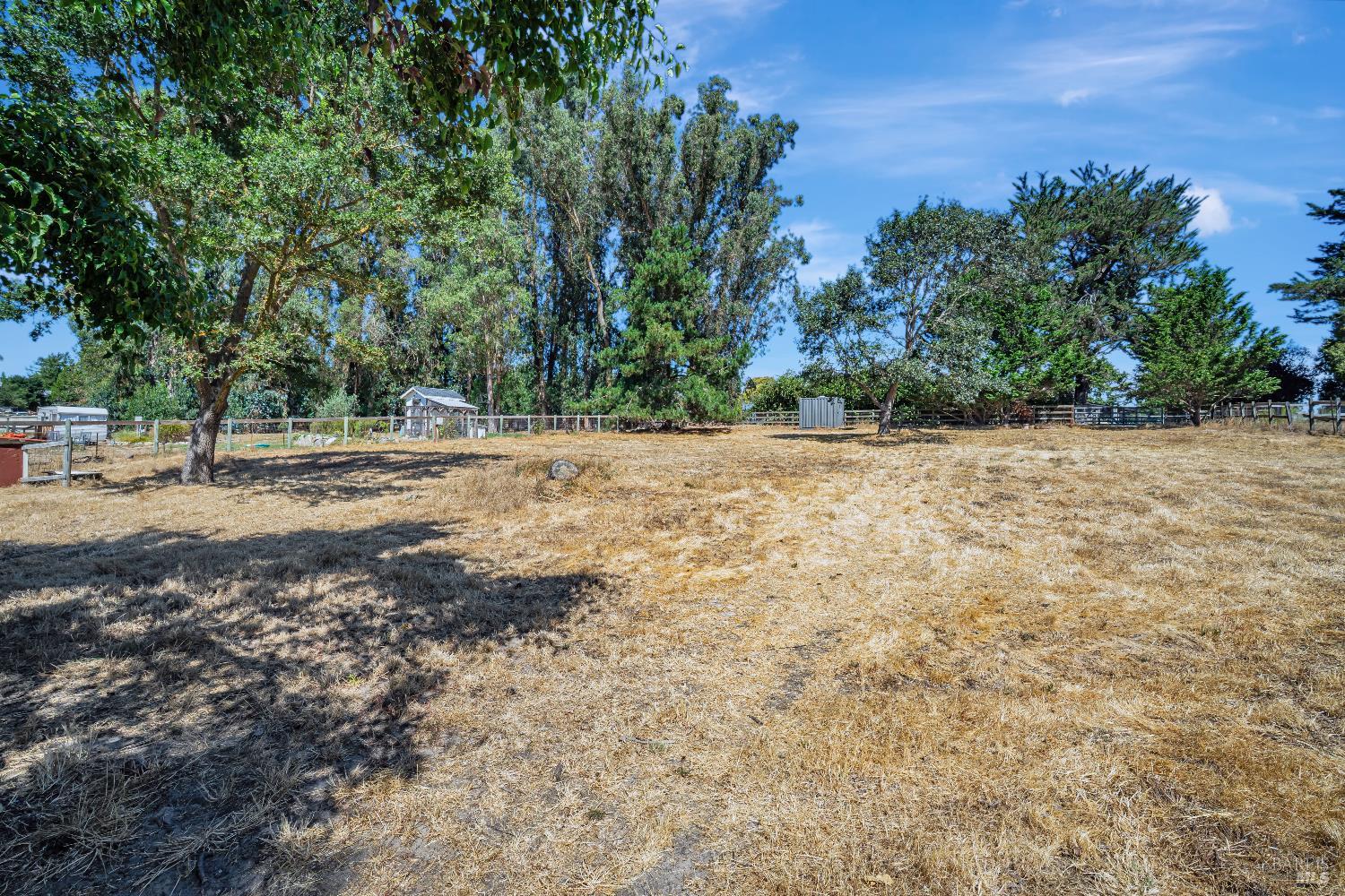 Detail Gallery Image 33 of 34 For 5190 Volkerts Rd, Sebastopol,  CA 95472 - 3 Beds | 2 Baths