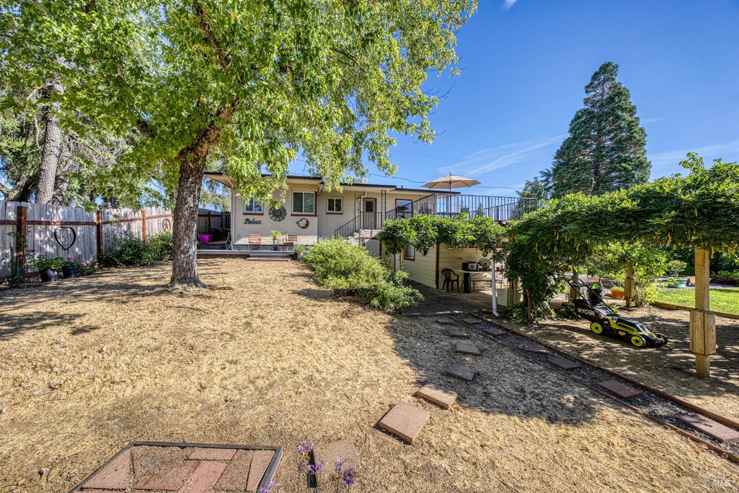Detail Gallery Image 57 of 76 For 465 Hillcrest Dr, Lakeport,  CA 95453 - 3 Beds | 1/2 Baths