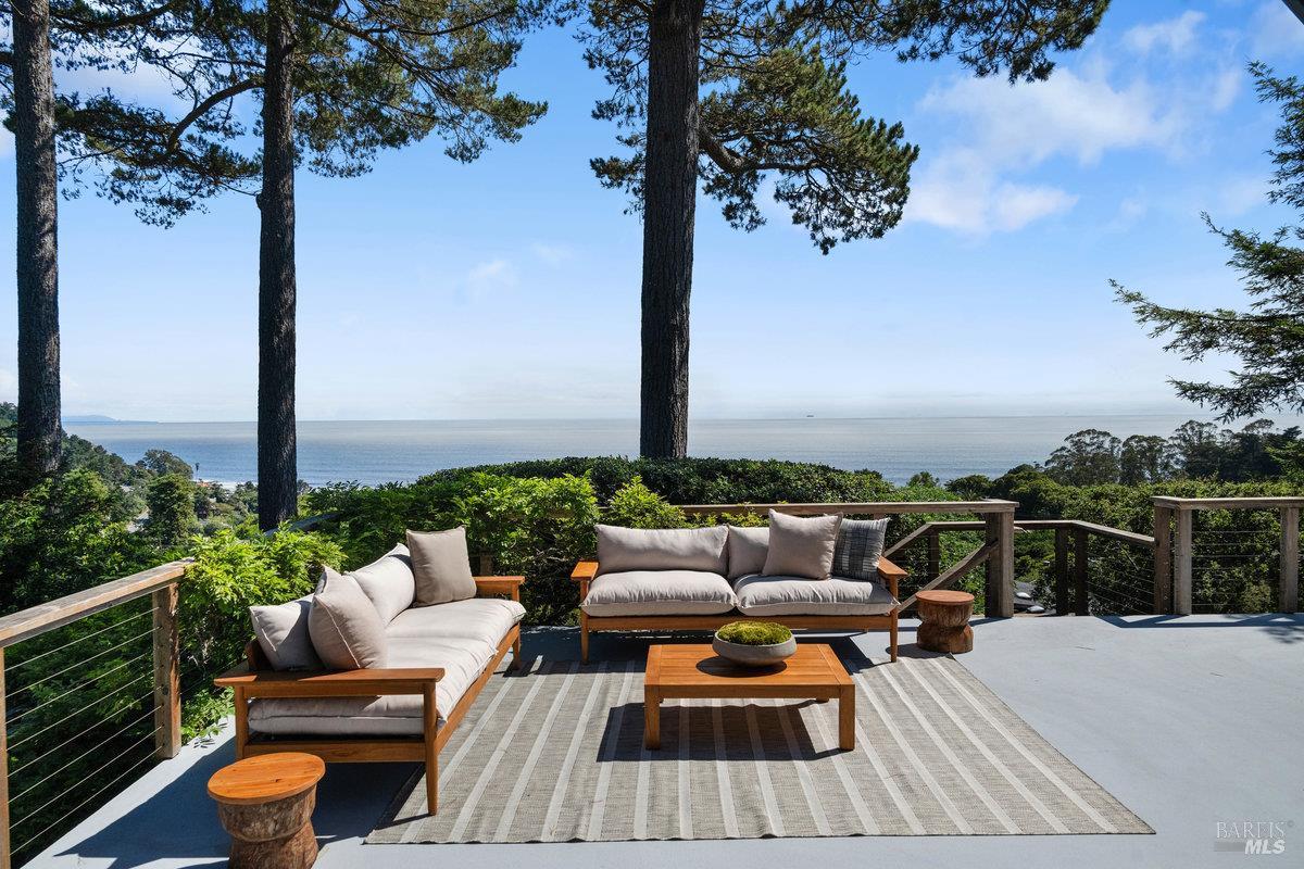Detail Gallery Image 77 of 99 For 125 Laurel Ave, Stinson Beach,  CA 94970 - 3 Beds | 3 Baths