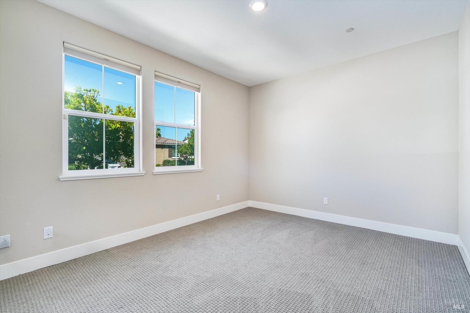 Detail Gallery Image 30 of 45 For 5646 Kameron Pl, Rohnert Park,  CA 94928 - 3 Beds | 2/1 Baths