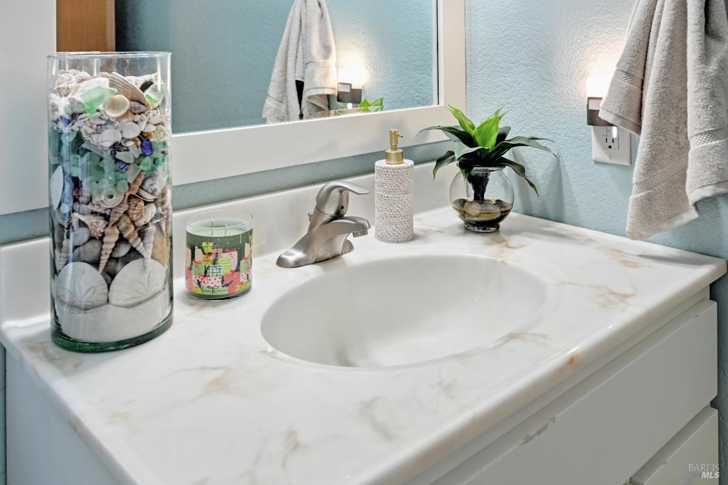 Detail Gallery Image 11 of 38 For 43 Creek Ct, Cotati,  CA 94931 - 2 Beds | 1 Baths