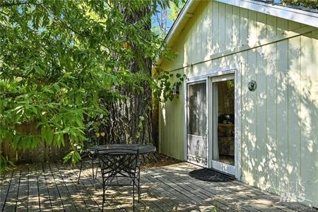 Detail Gallery Image 10 of 39 For 24019 Hilderbrand Dr, Middletown,  CA 95461 - 6 Beds | 5/1 Baths
