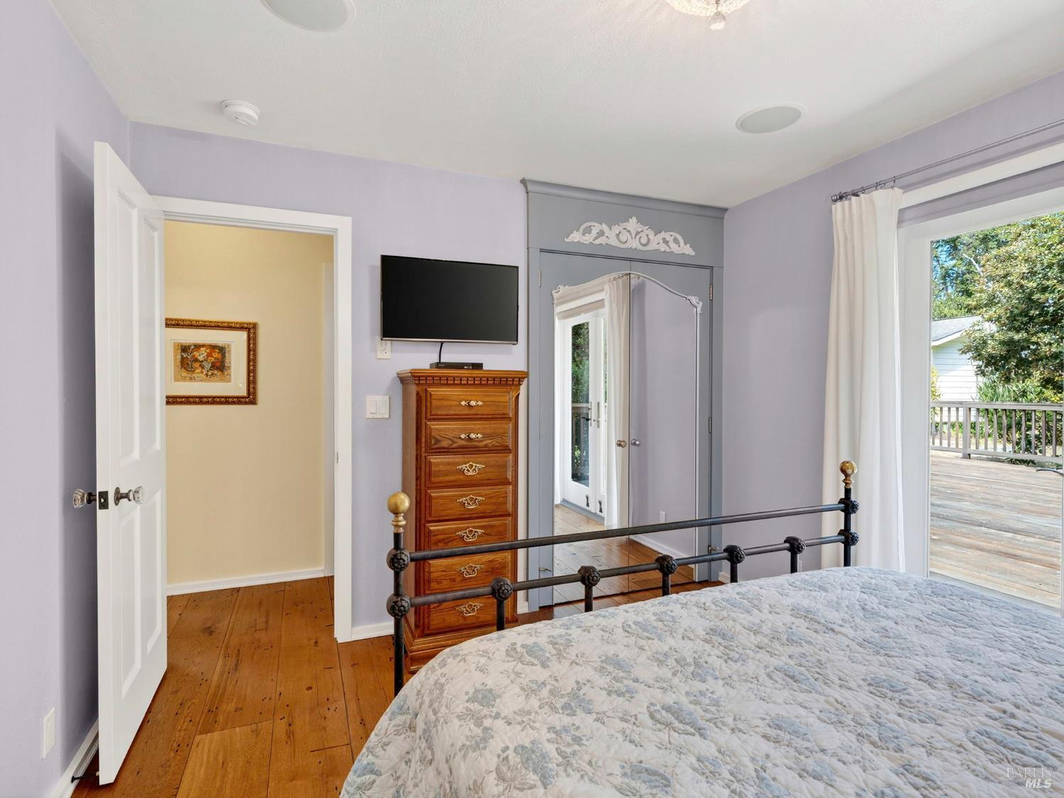 Detail Gallery Image 20 of 41 For 10392 Hills Rd, Mendocino,  CA 95460 - 2 Beds | 1 Baths