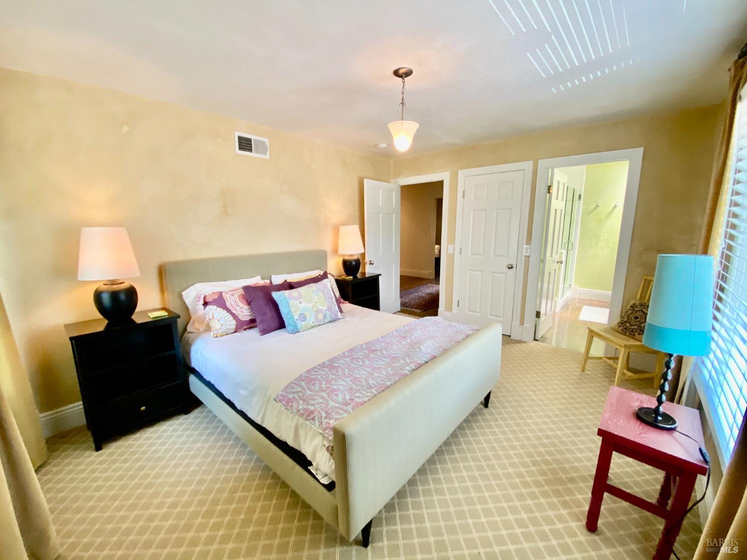 Detail Gallery Image 13 of 81 For 3594 Silverado Trl, Saint Helena,  CA 94574 - 5 Beds | 5/1 Baths