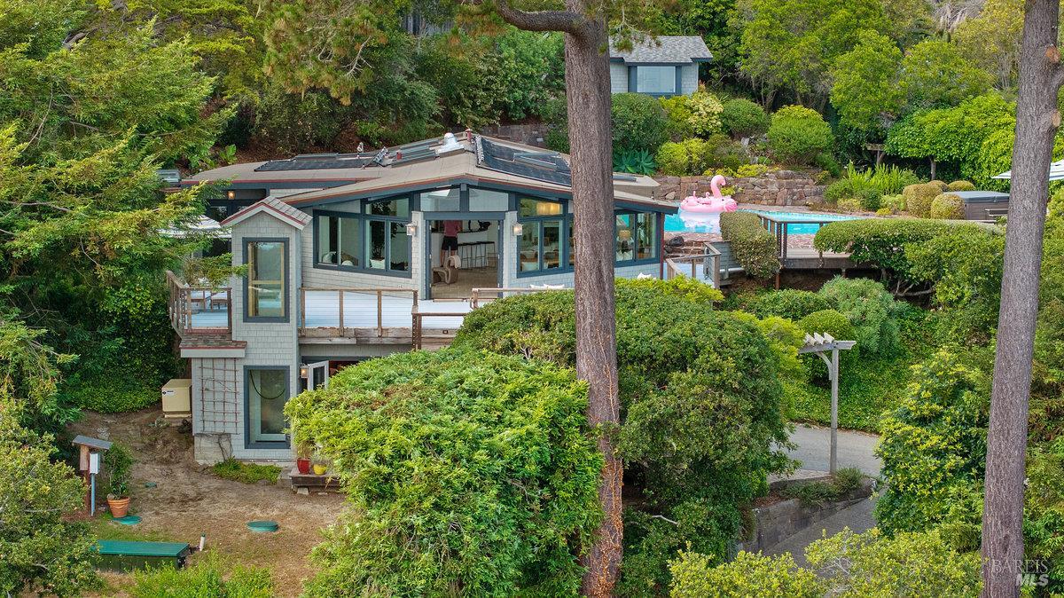 Detail Gallery Image 59 of 99 For 125 Laurel Ave, Stinson Beach,  CA 94970 - 3 Beds | 3 Baths