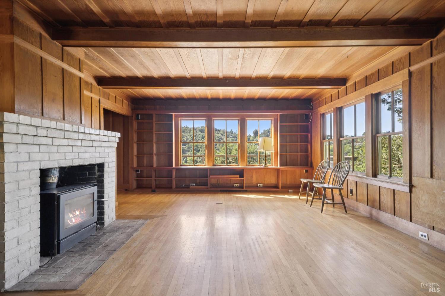 Detail Gallery Image 20 of 89 For 50 Dundee Way, Inverness,  CA 94937 - 6 Beds | 2/1 Baths