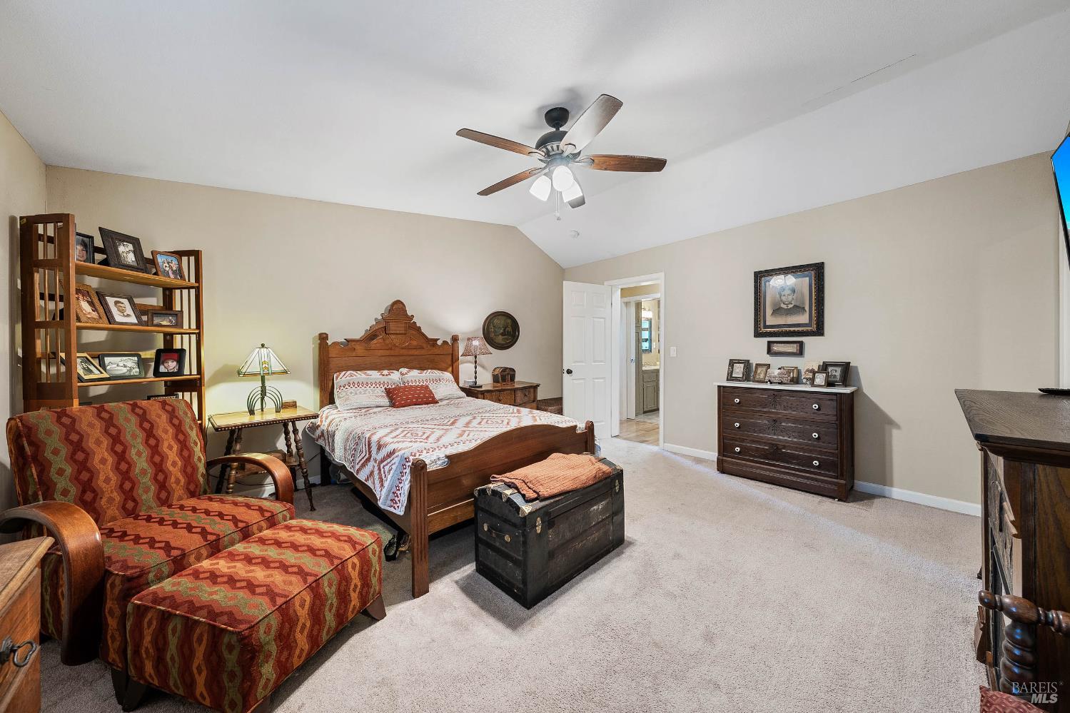 Detail Gallery Image 27 of 76 For 465 Hillcrest Dr, Lakeport,  CA 95453 - 3 Beds | 1/2 Baths