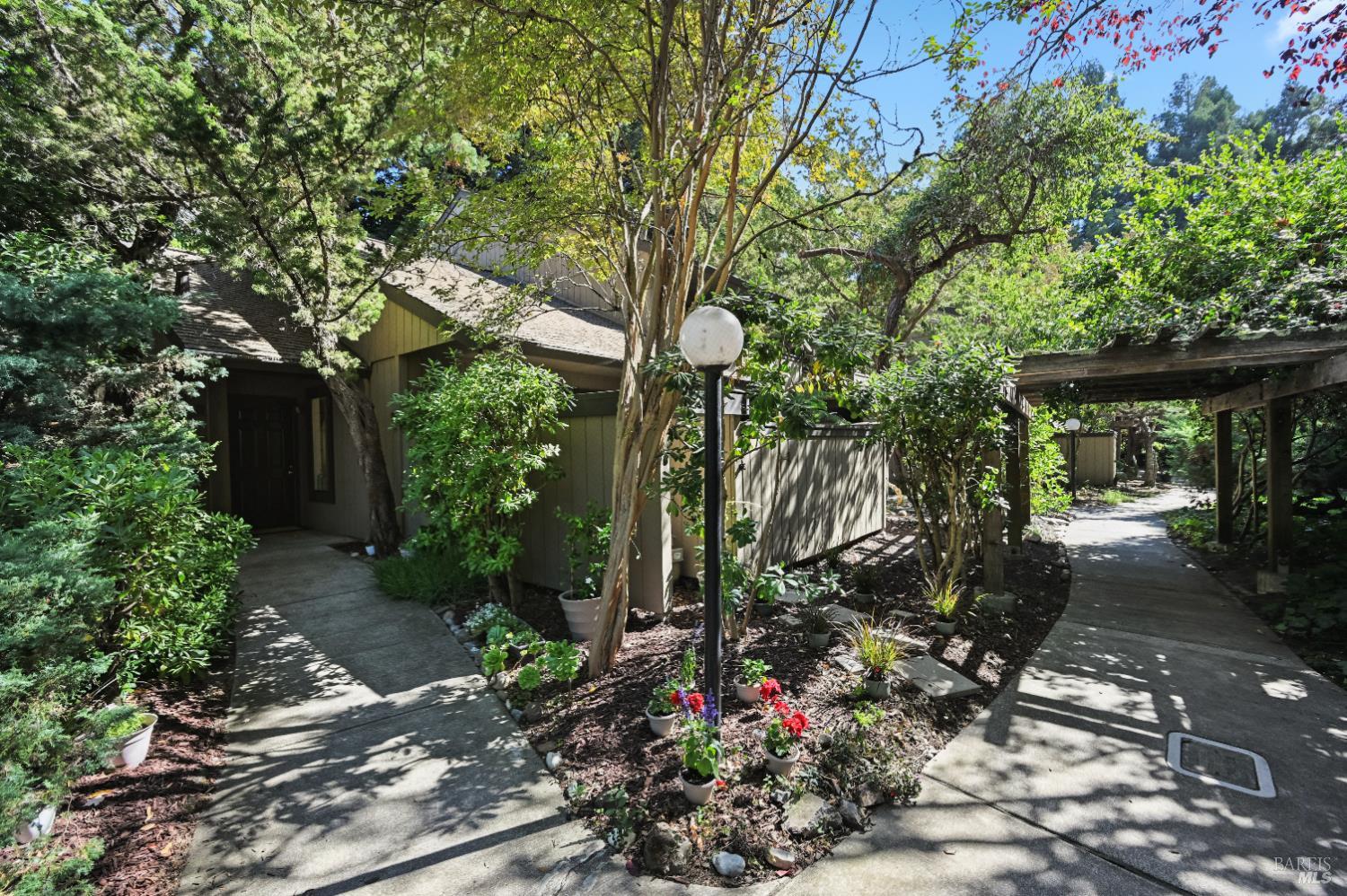 Detail Gallery Image 37 of 38 For 43 Creek Ct, Cotati,  CA 94931 - 2 Beds | 1 Baths