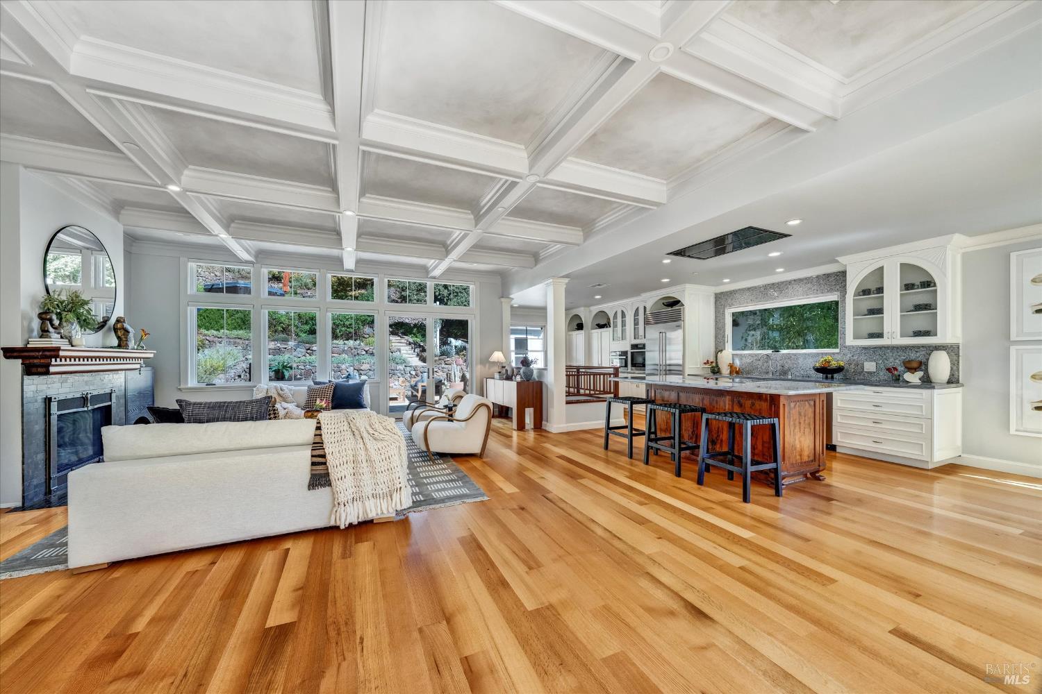 Detail Gallery Image 9 of 55 For 265 Crescent Rd, San Anselmo,  CA 94960 - 3 Beds | 3 Baths