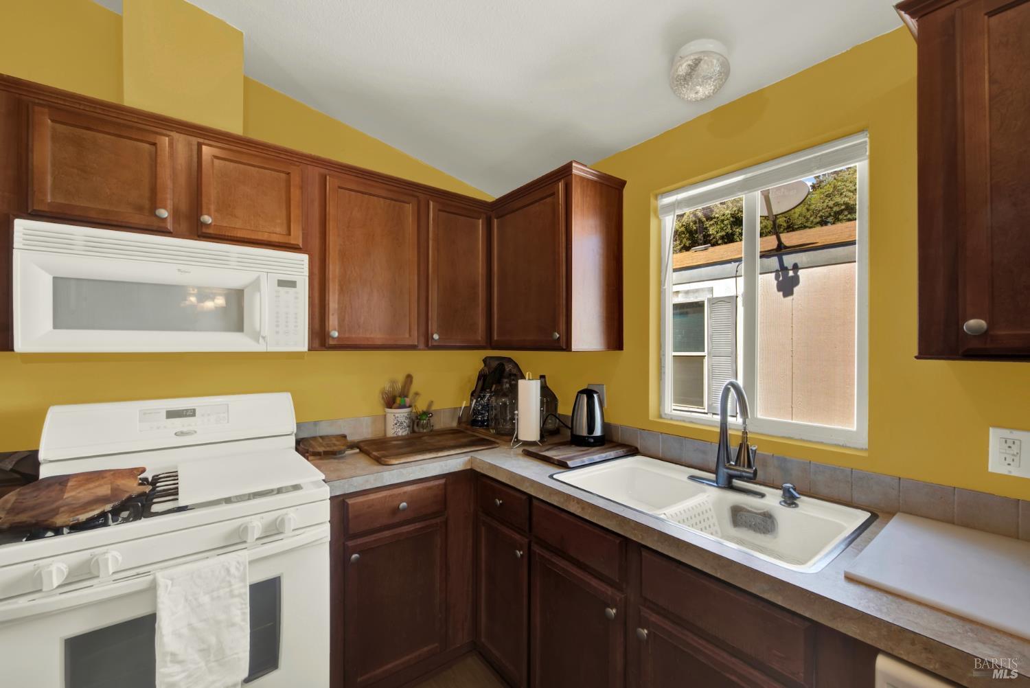 Detail Gallery Image 50 of 73 For 700 Shady Glen Ln, Vacaville,  CA 95688 - 3 Beds | 2 Baths