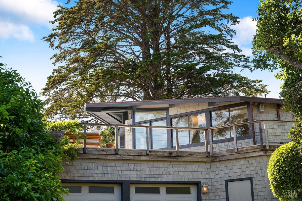 Detail Gallery Image 74 of 99 For 125 Laurel Ave, Stinson Beach,  CA 94970 - 3 Beds | 3 Baths