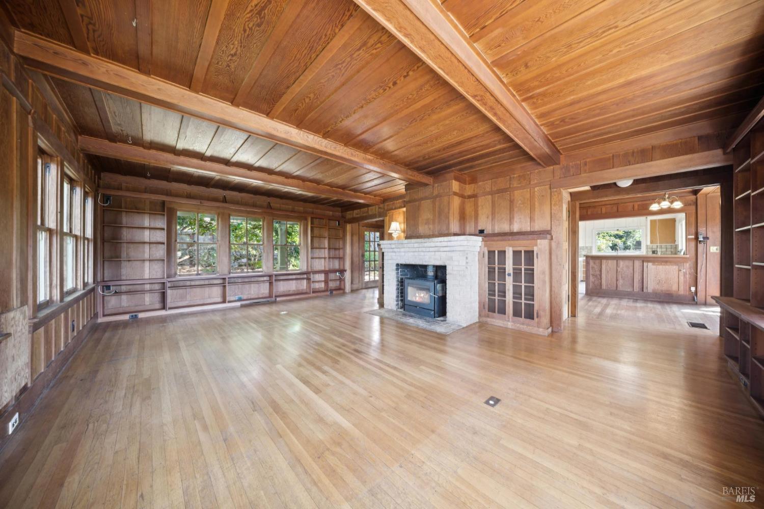 Detail Gallery Image 22 of 89 For 50 Dundee Way, Inverness,  CA 94937 - 6 Beds | 2/1 Baths