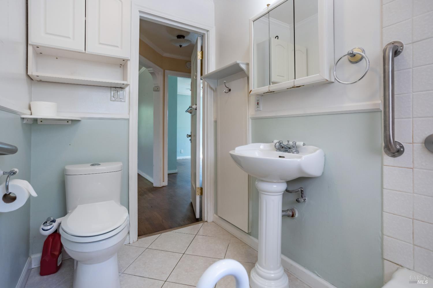 Detail Gallery Image 17 of 32 For 127 Hill Dr, Vallejo,  CA 94590 - 3 Beds | 1 Baths