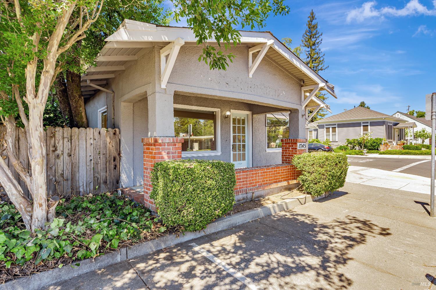 Detail Gallery Image 27 of 64 For 1335 D St, Napa,  CA 94559 - – Beds | – Baths