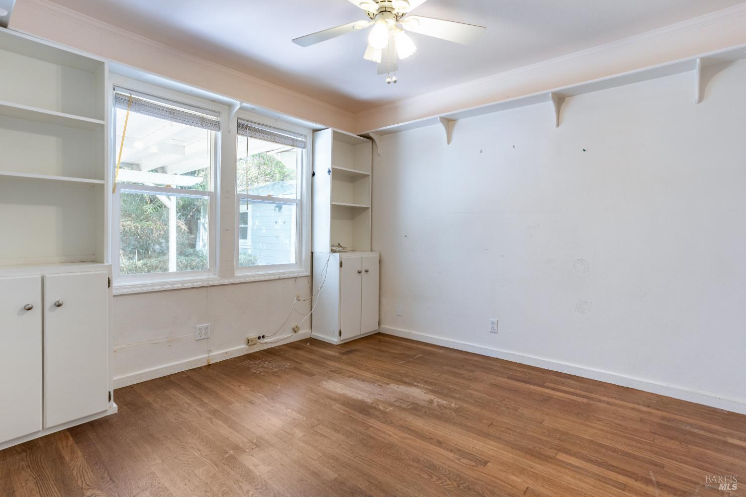 Detail Gallery Image 18 of 32 For 127 Hill Dr, Vallejo,  CA 94590 - 3 Beds | 1 Baths