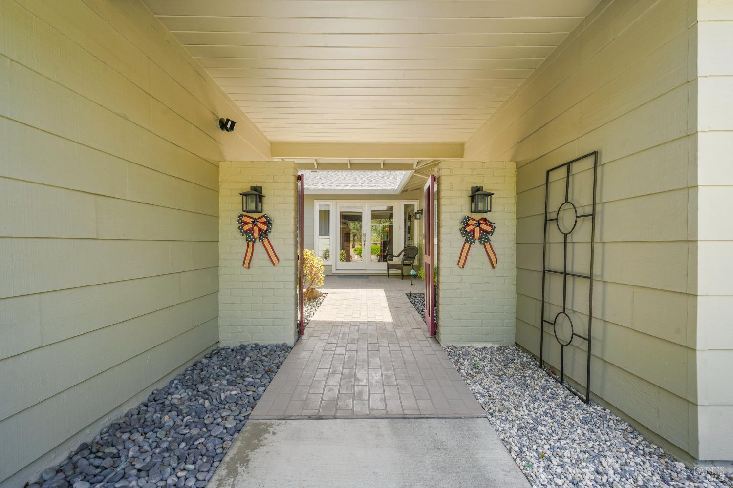 Detail Gallery Image 33 of 44 For 6493 Meadowridge Ct, Santa Rosa,  CA 95409 - 2 Beds | 2 Baths