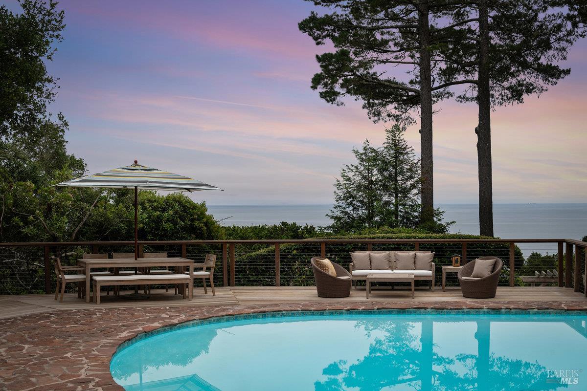 Detail Gallery Image 71 of 99 For 125 Laurel Ave, Stinson Beach,  CA 94970 - 3 Beds | 3 Baths