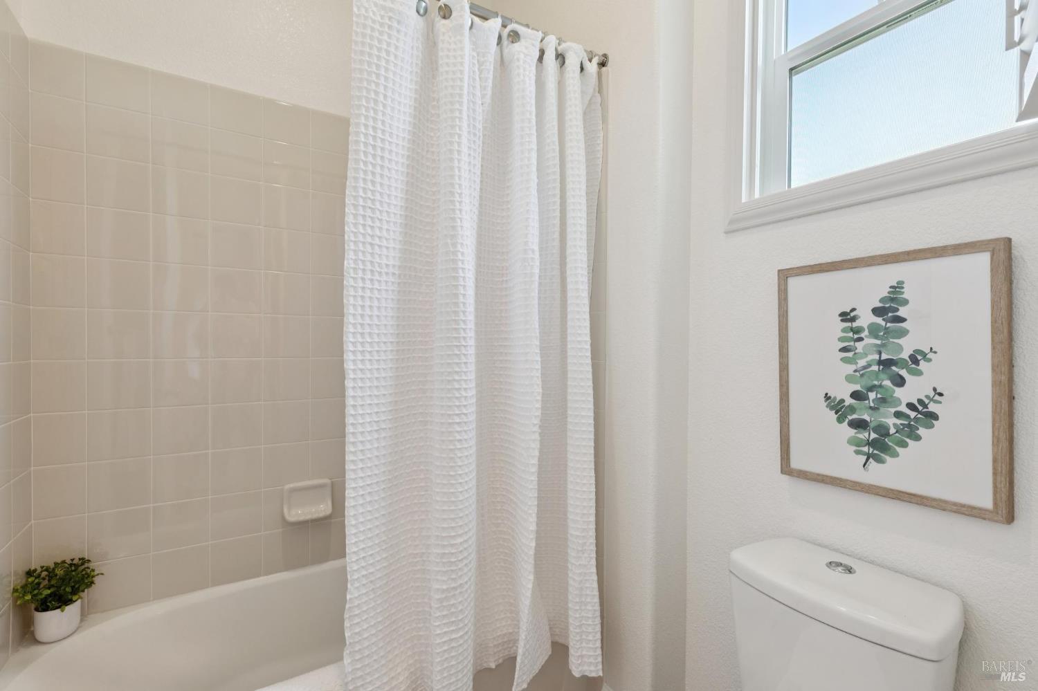 Detail Gallery Image 56 of 96 For 3747 Beartooth Ln, Napa,  CA 94558 - 4 Beds | 3 Baths