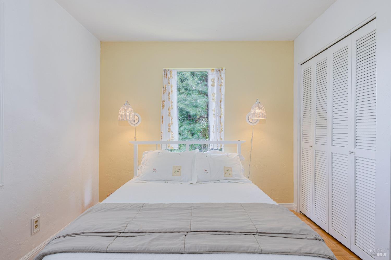 Detail Gallery Image 43 of 74 For 711 Alta Vista Rd, Mill Valley,  CA 94941 - 4 Beds | 2 Baths