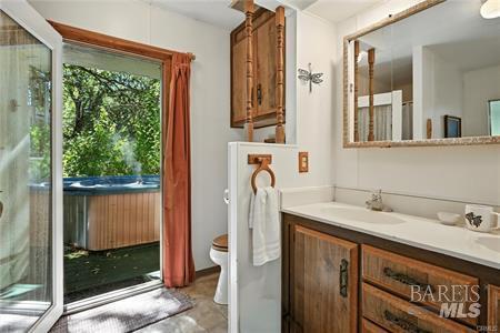 Detail Gallery Image 15 of 39 For 24019 Hilderbrand Dr, Middletown,  CA 95461 - 6 Beds | 5/1 Baths