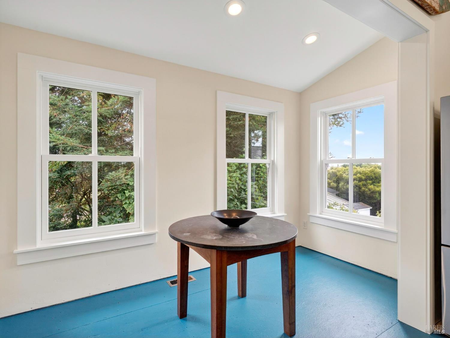 Detail Gallery Image 17 of 31 For 45060 Covelo St, Mendocino,  CA 95460 - 3 Beds | 1 Baths