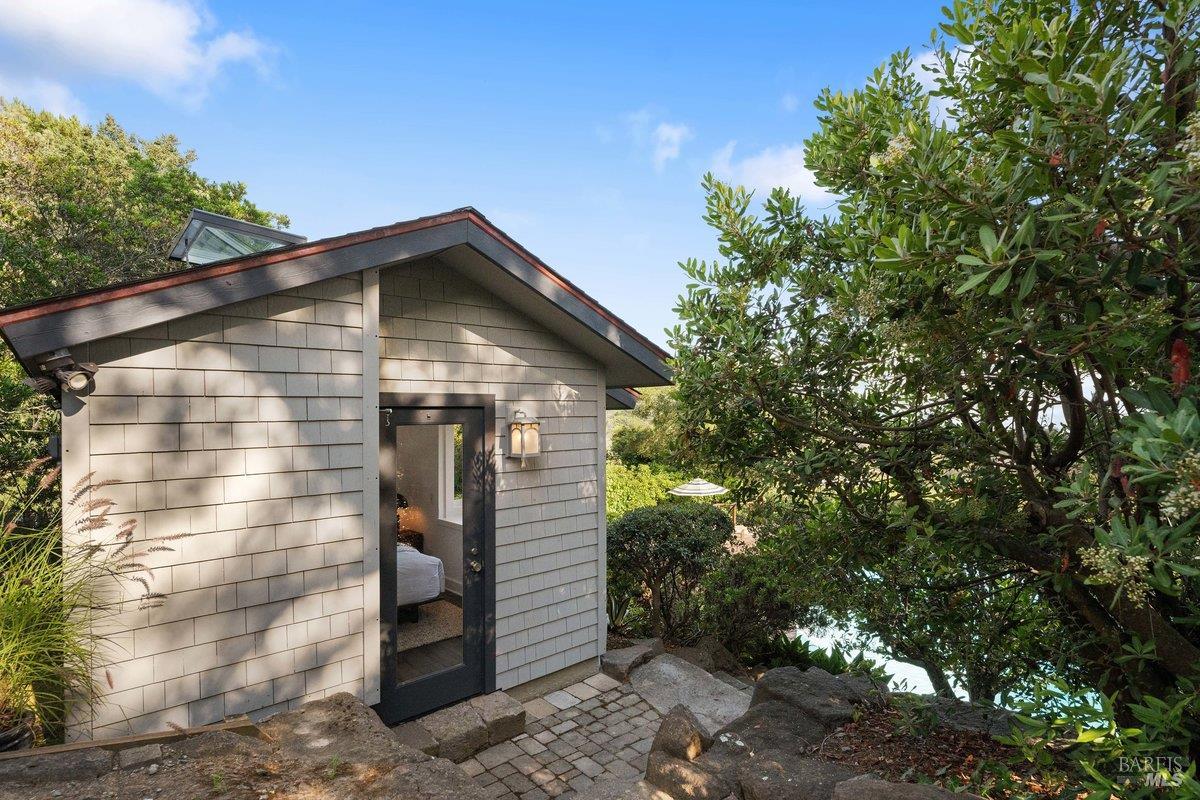 Detail Gallery Image 86 of 99 For 125 Laurel Ave, Stinson Beach,  CA 94970 - 3 Beds | 3 Baths