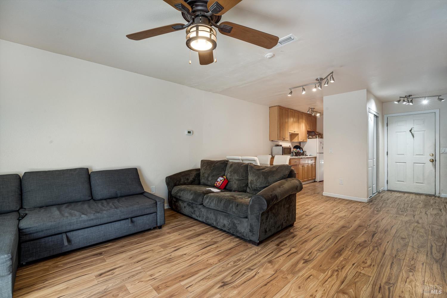 Detail Gallery Image 32 of 69 For 133 W Agua Caliente Rd, Sonoma,  CA 95476 - – Beds | – Baths