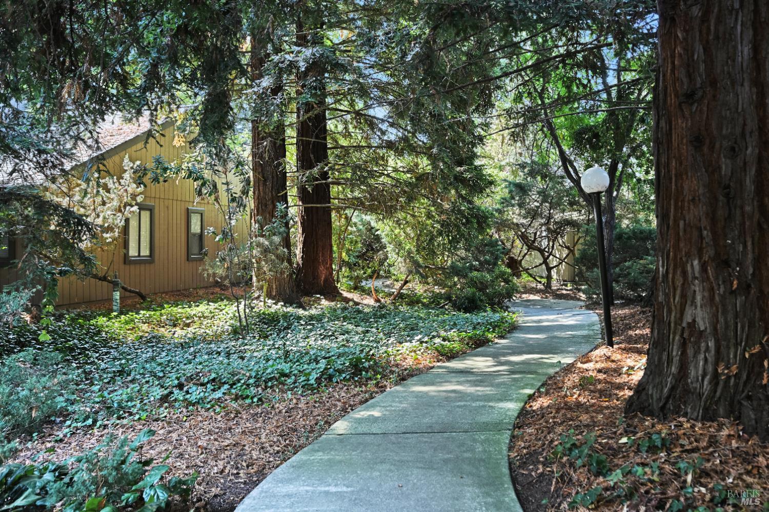 Detail Gallery Image 38 of 38 For 43 Creek Ct, Cotati,  CA 94931 - 2 Beds | 1 Baths